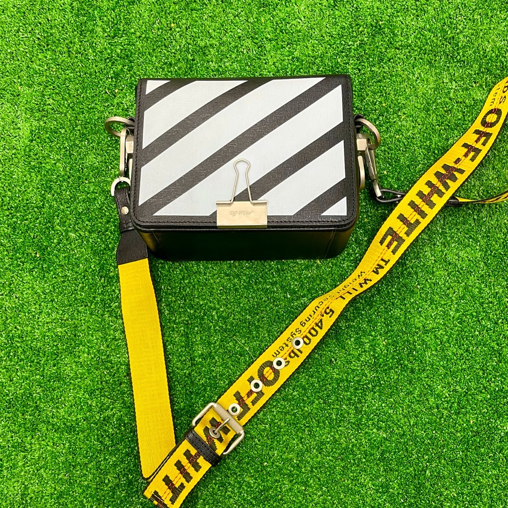 OFF WHITE Purse